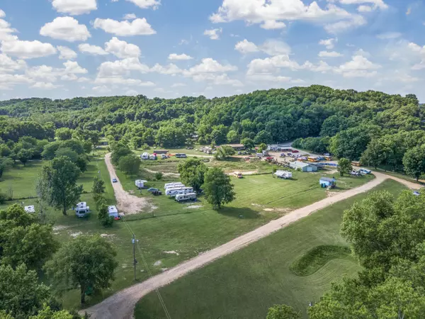 Crane, MO 65633,1254 Hooten Town RD