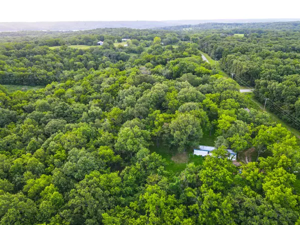 Osceola, MO 64776,7455 NE 276 Road