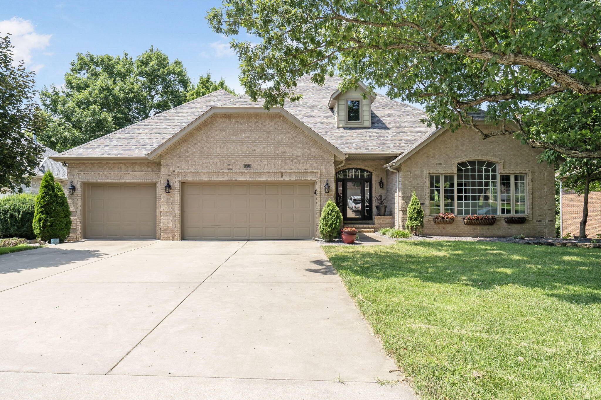 4751 E Washita CT, Springfield, MO 65809