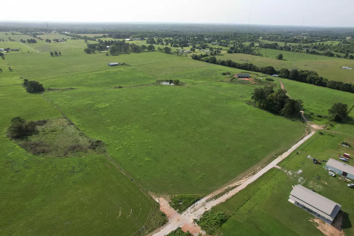 Ozark, MO 65721,000 Meadowlark RD