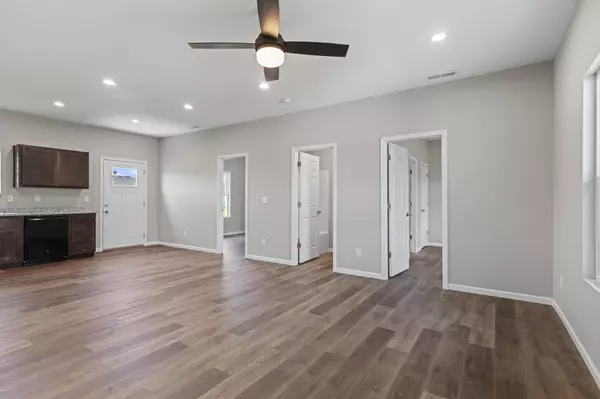 Rogersville, MO 65742,186 W Oak Lawn ST