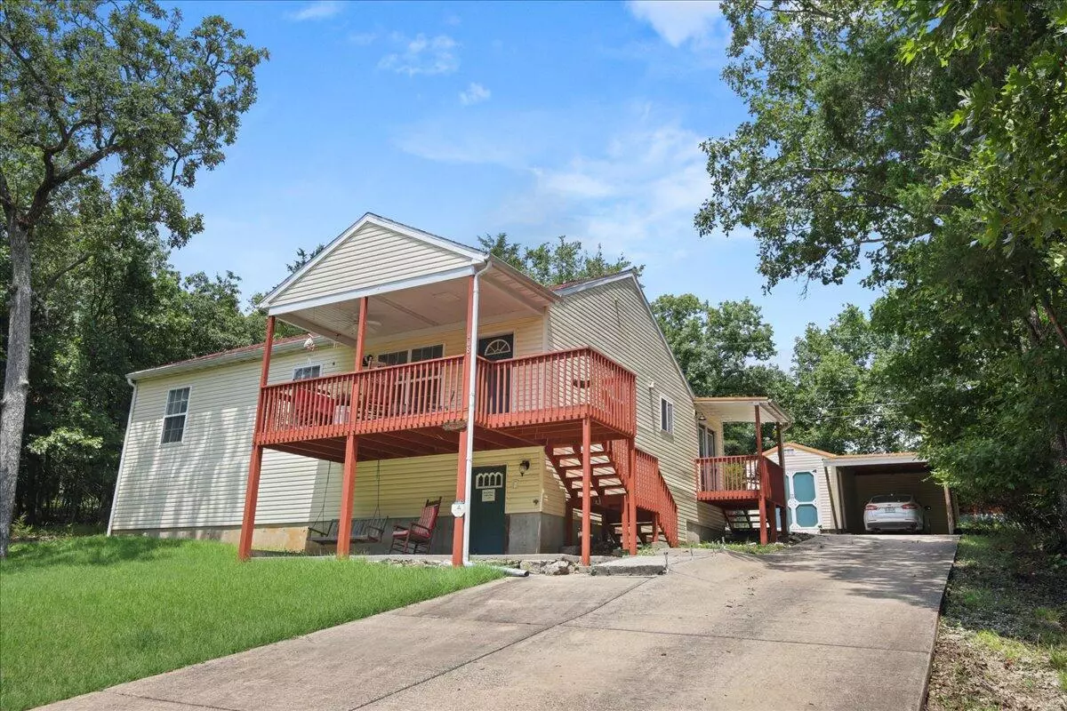 Rockaway Beach, MO 65740,408 Wallace DR