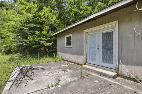 Strafford, MO 65757,9693 E State Highway Dd