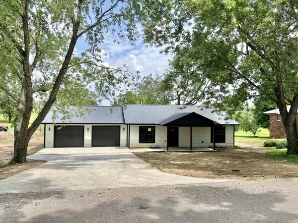 Ava, MO 65608,912 Posey ST
