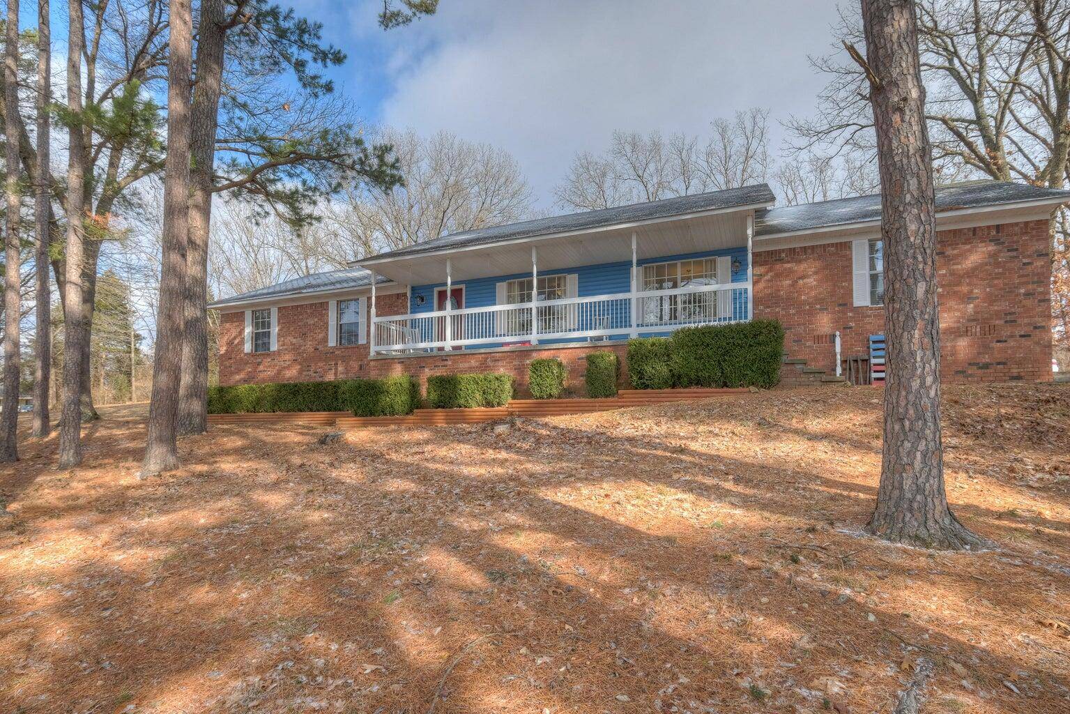 701 Sunrise Hill RD, Anderson, MO 64831