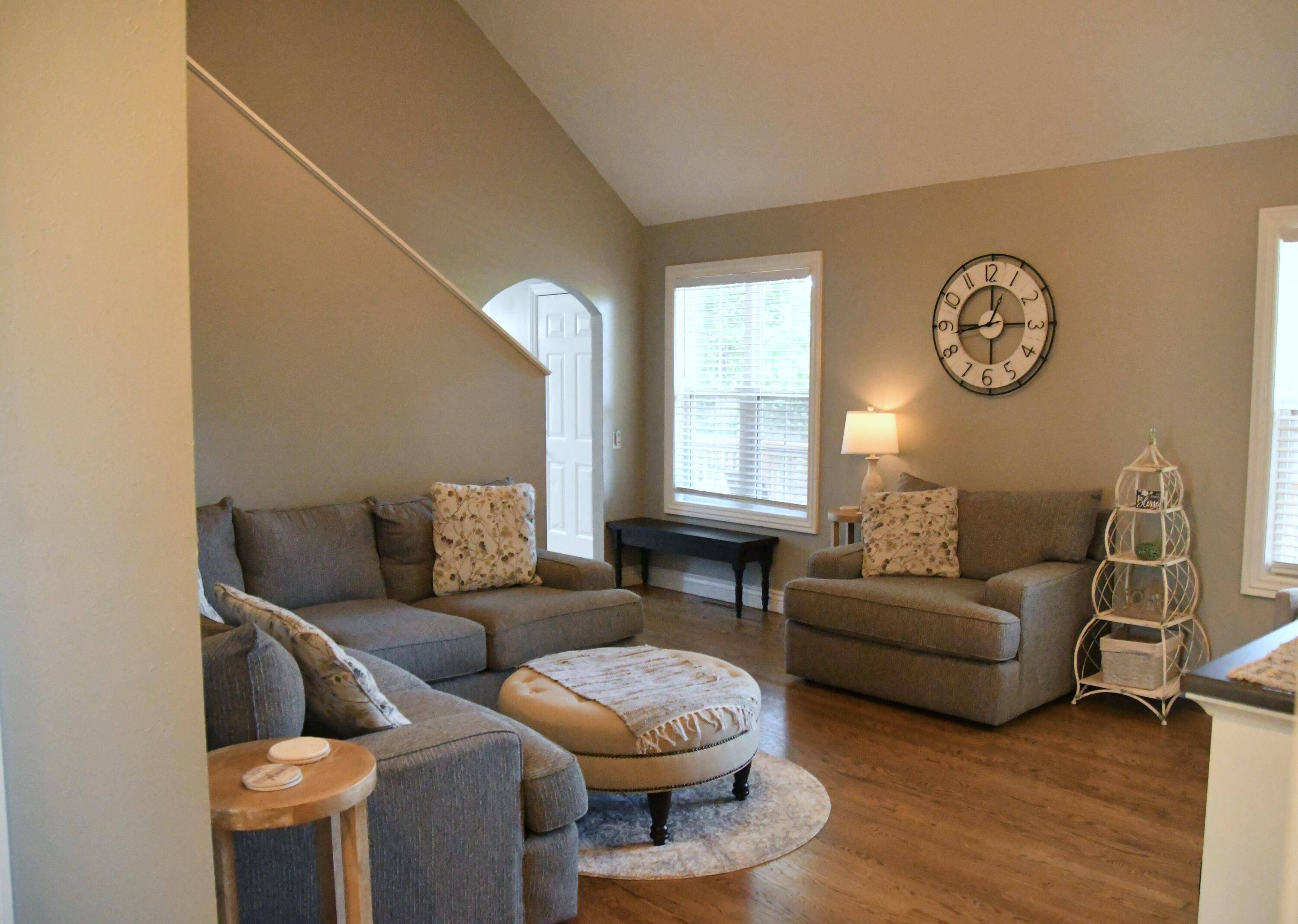 Bolivar, MO 65613,280 Wildwood PL
