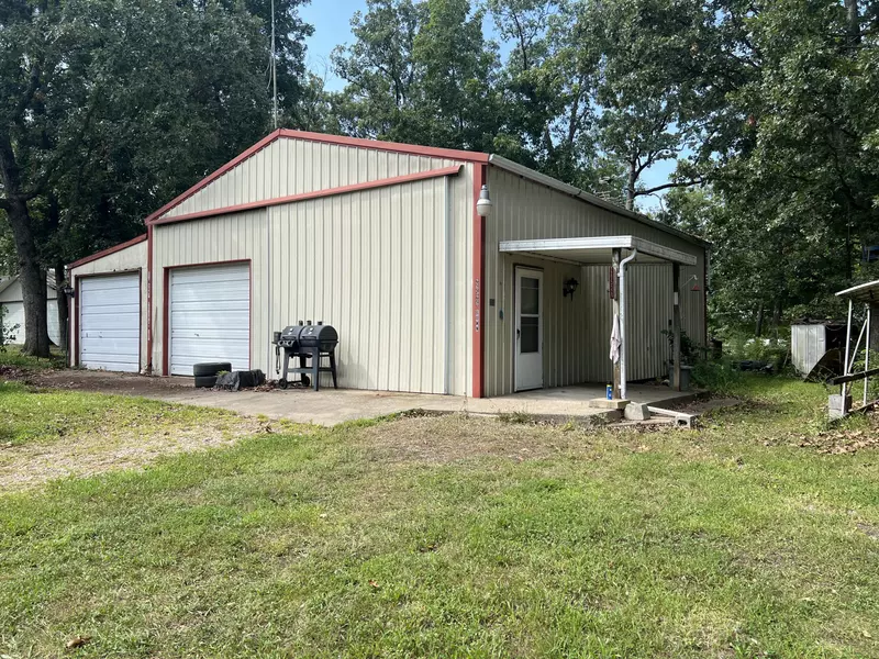 26526 Pomme De Villa RD, Pittsburg, MO 65724