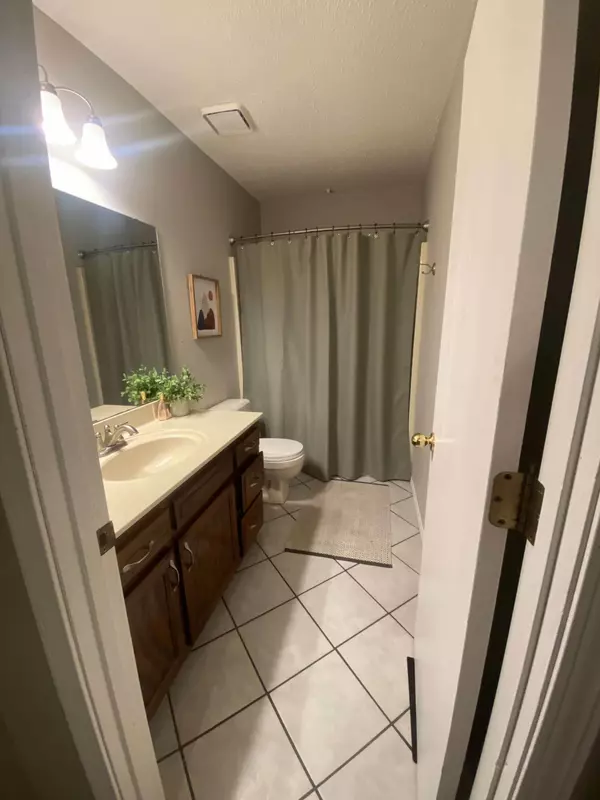 Nixa, MO 65714,403 S James ST