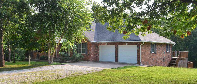 Marshfield, MO 65706,856 Settlers Trail RD