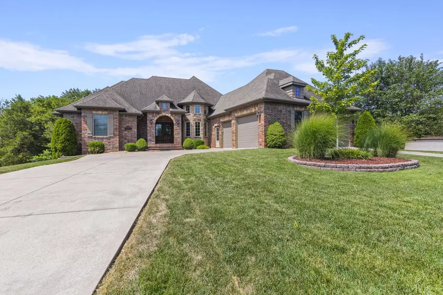 1112 Ledgestone Lane, Branson West, MO 65737