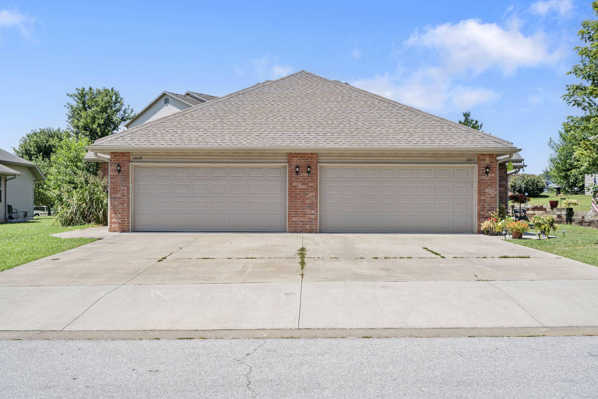 Ozark, MO 65721,1013-1015 N Missouri DR