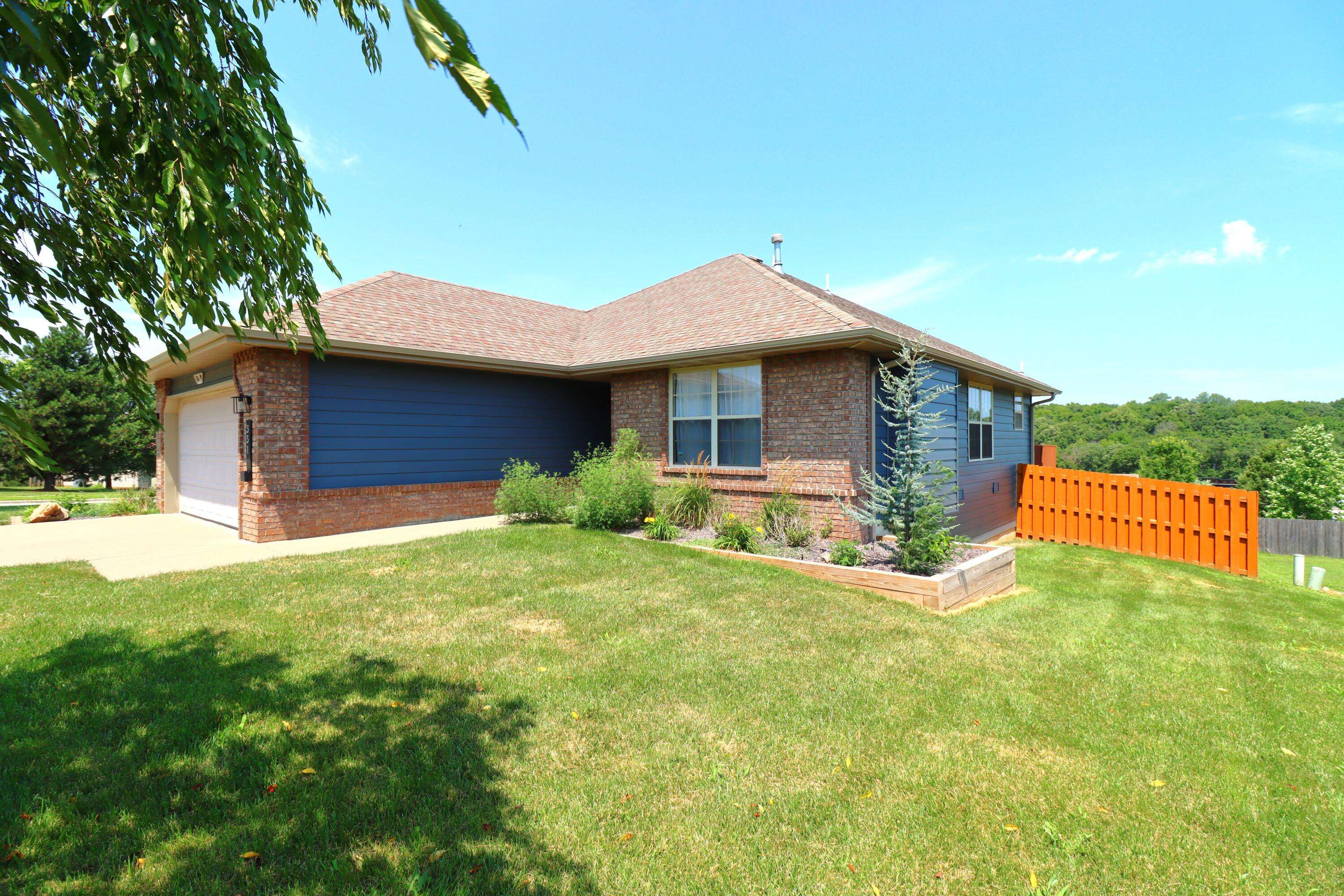 Springfield, MO 65803,331 E Calico DR