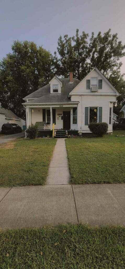 1210 W Atlantic ST, Springfield, MO 65803