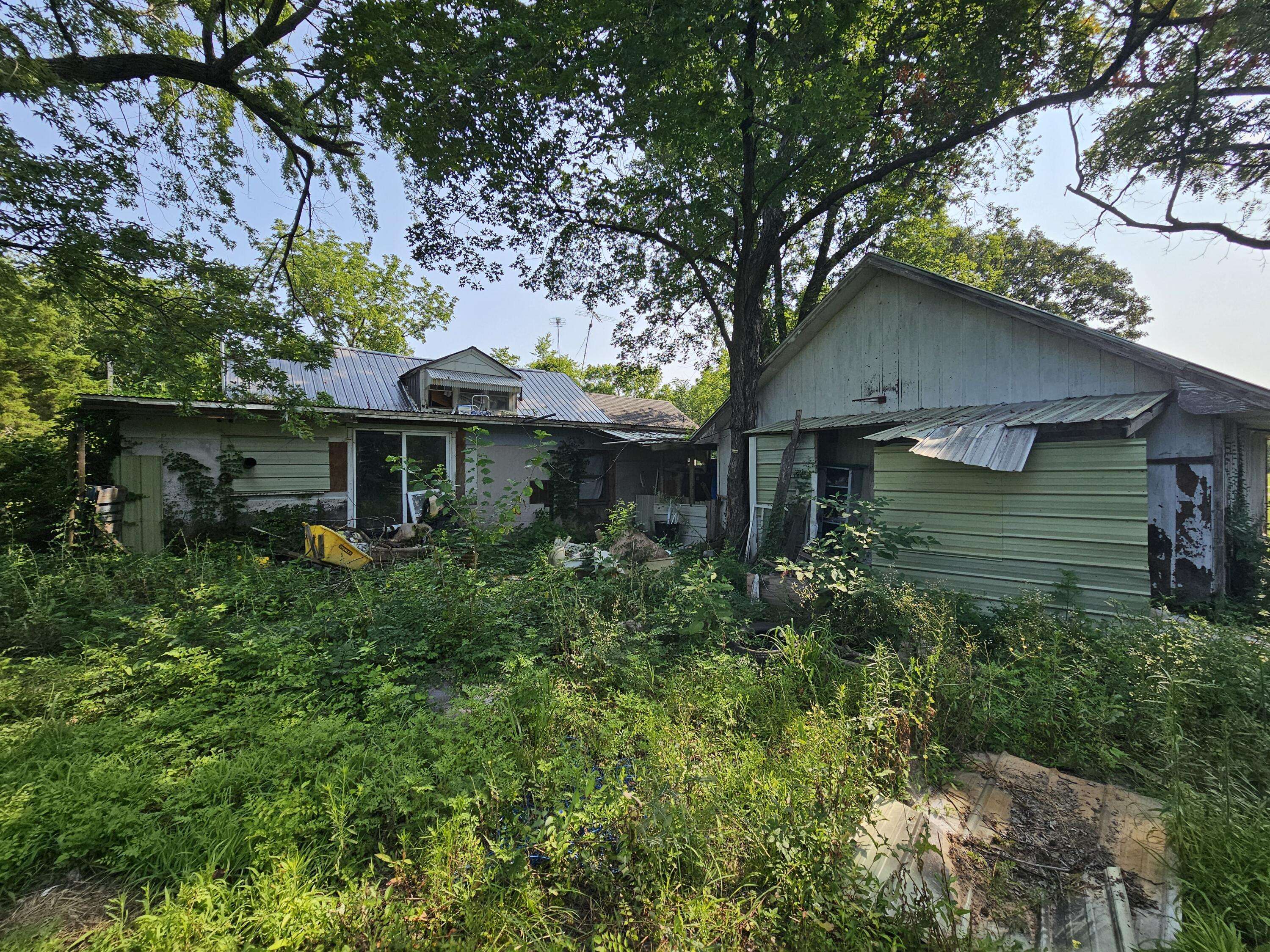El Dorado Springs, MO 64744,204 E Olive ST