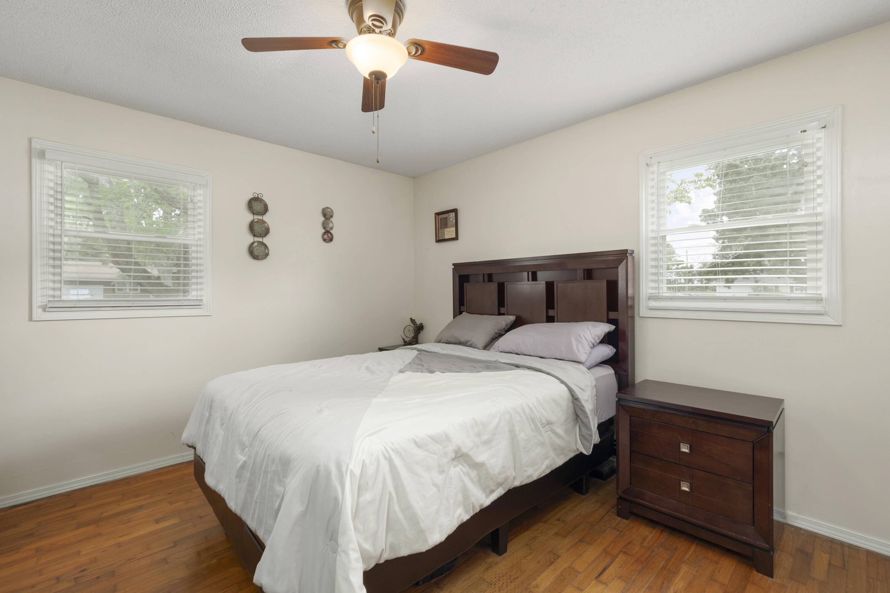 205 S Pinecrest AVE, Strafford, MO 65757