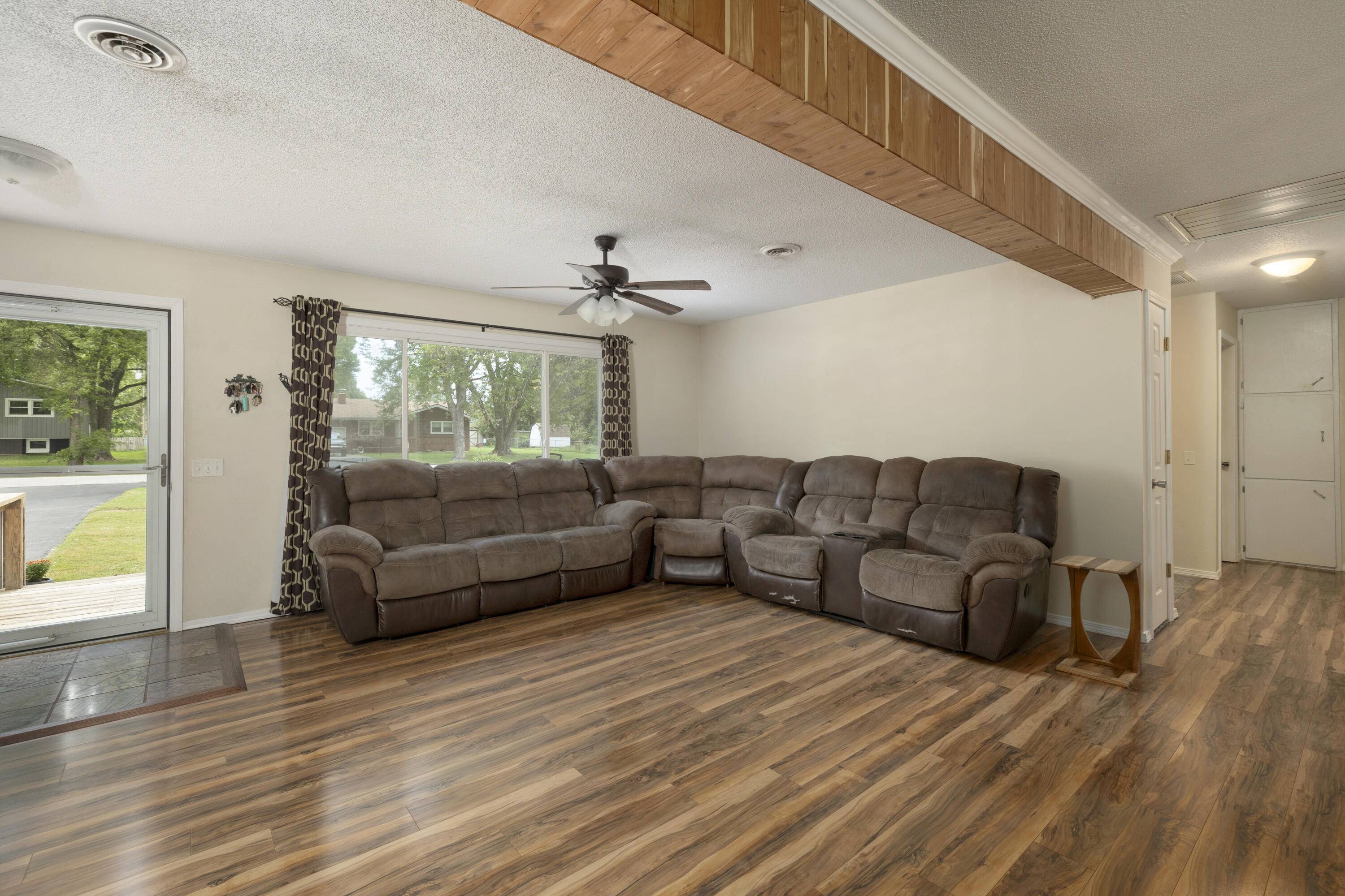 Strafford, MO 65757,205 S Pinecrest AVE