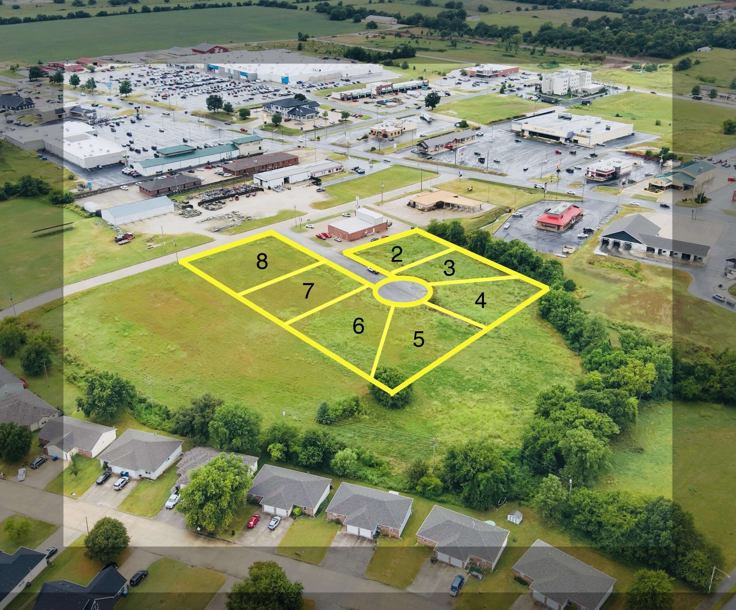 003 S Gary AVE, Bolivar, MO 65613
