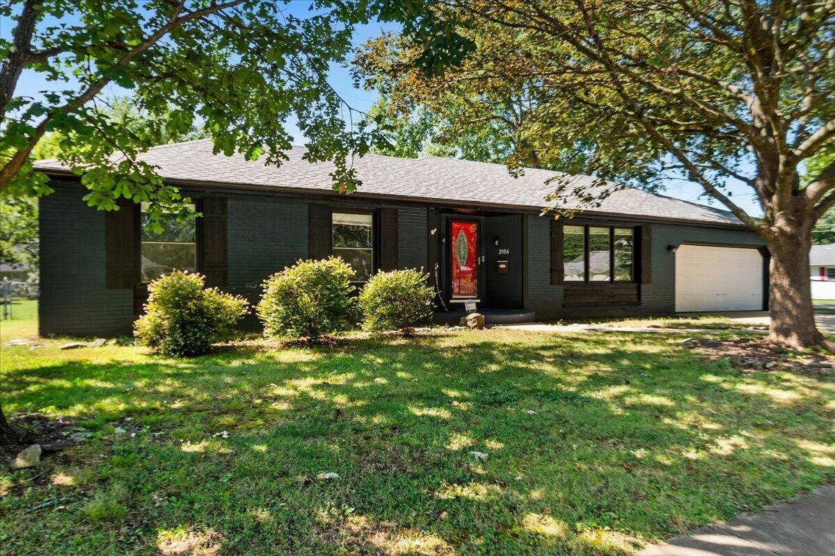Springfield, MO 65804,2106 E Mimosa ST