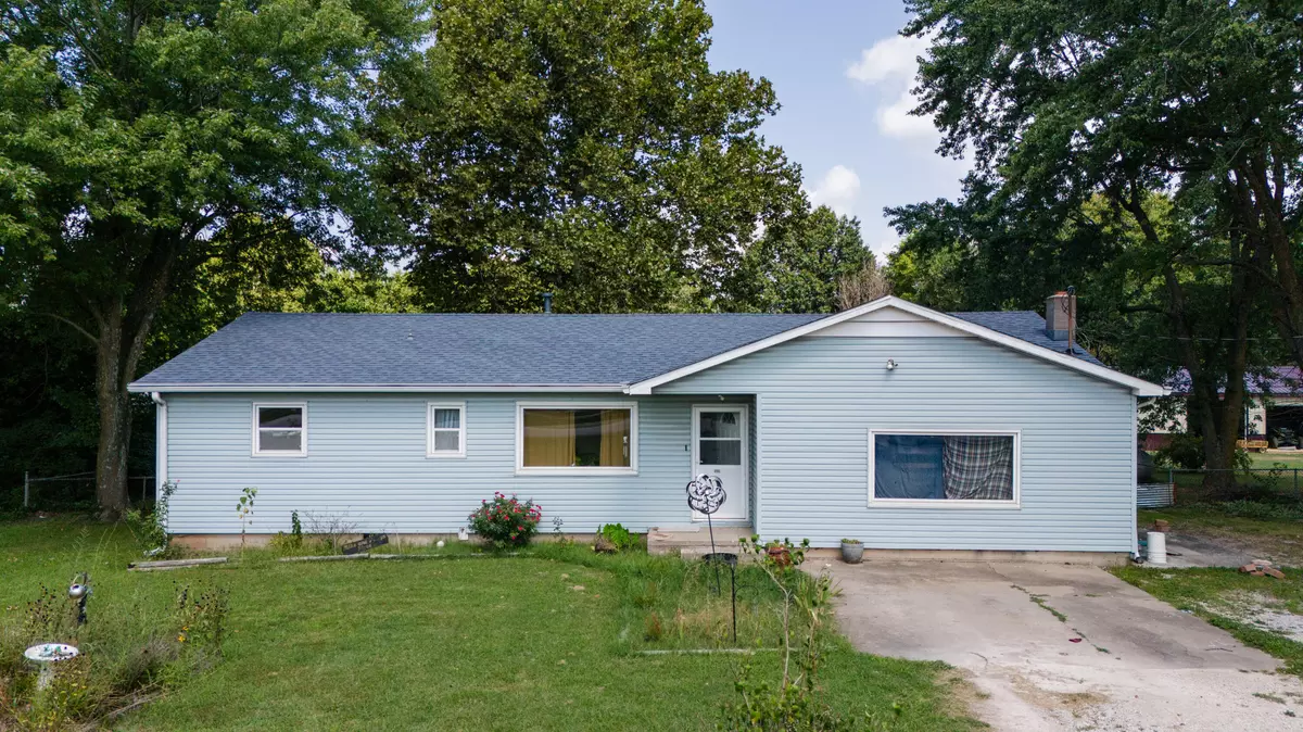 Strafford, MO 65757,415 W Evergreen ST