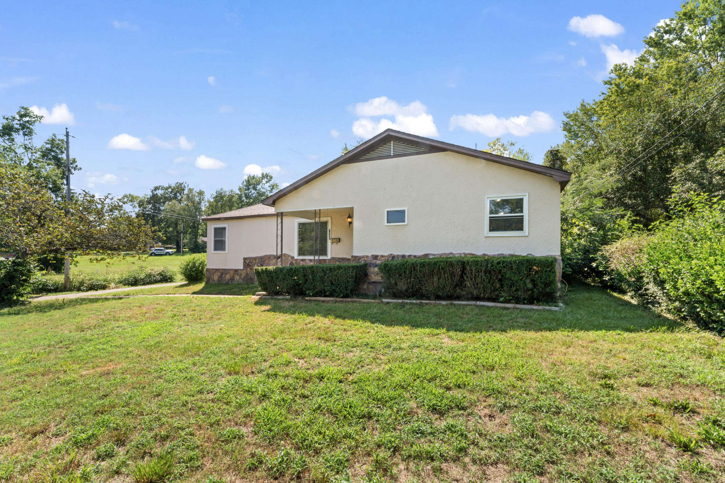 Cassville, MO 65625,1600 N Main ST