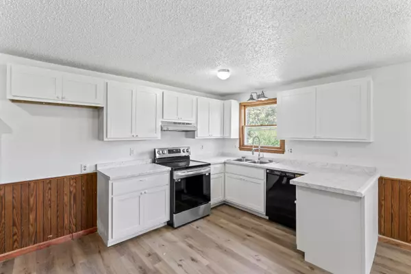 Cassville, MO 65625,1600 N Main ST