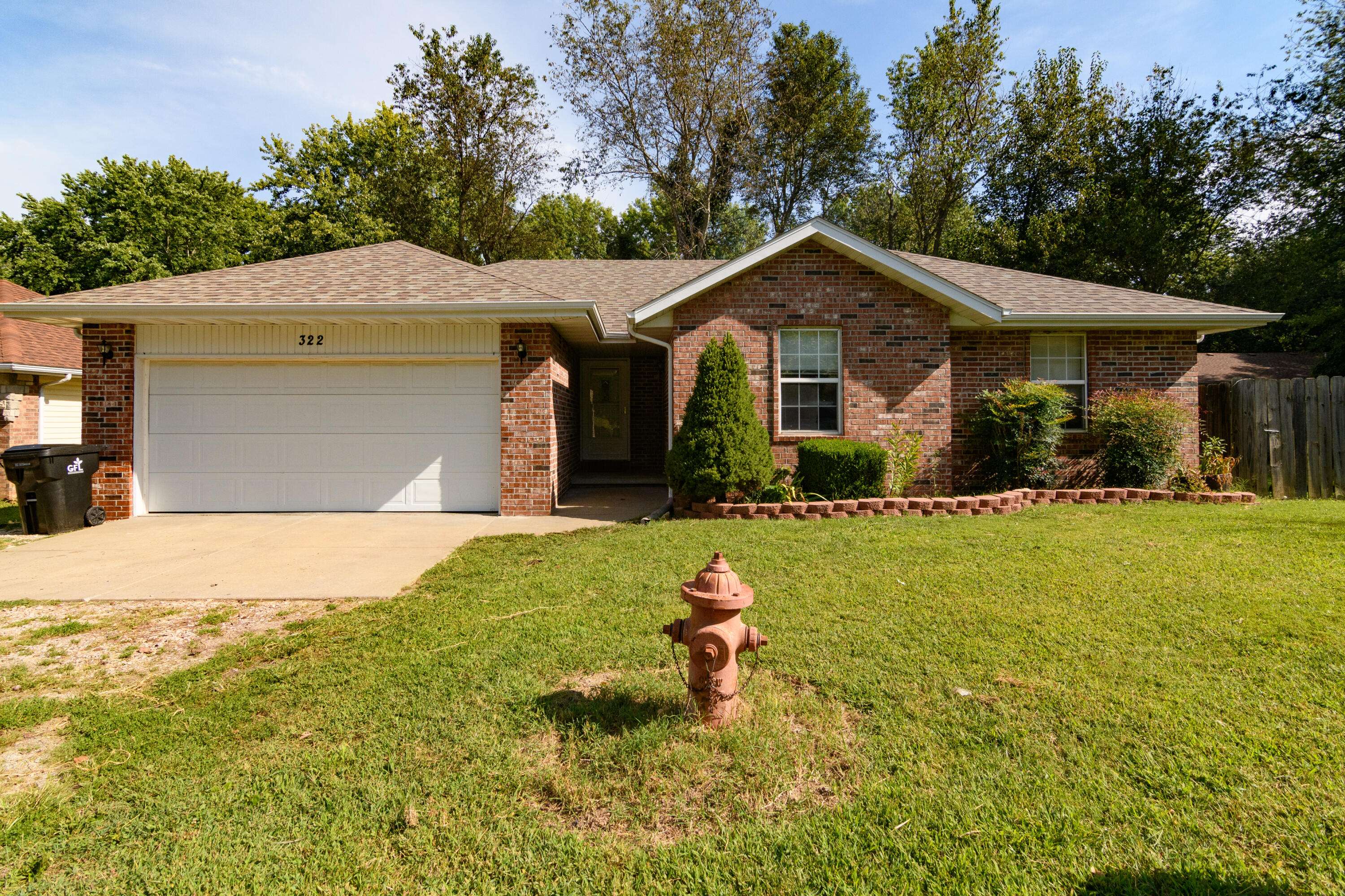322 Crocodile AVE, Sparta, MO 65753