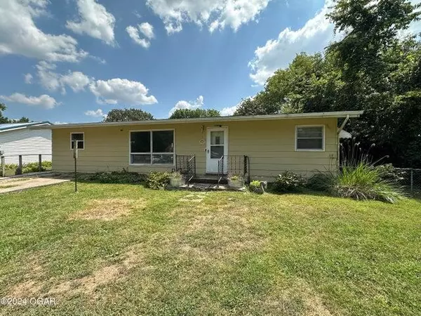 1618 Miner ST, Sarcoxie, MO 64862