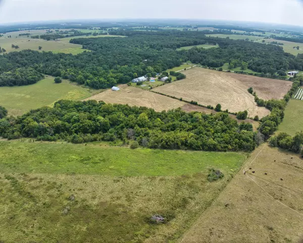 La Russell, MO 64848,3848 Lawrence 2070