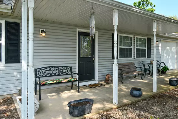 Buffalo, MO 65622,709 S Birch ST