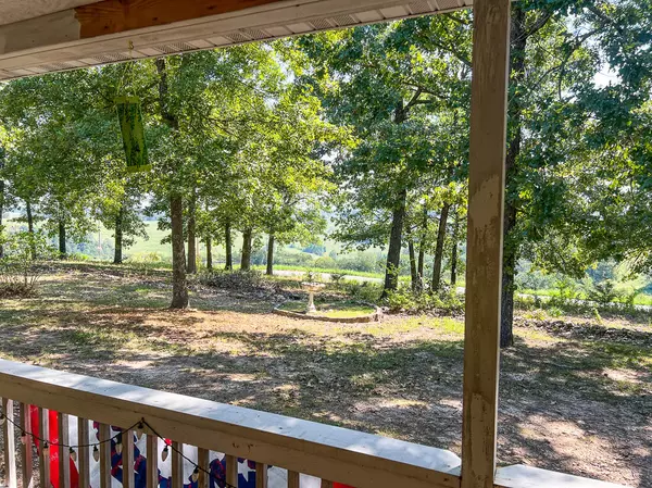 Isabella, MO 65676,16 Piche DR