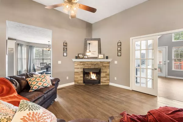 Fair Grove, MO 65648,522 S Magen ST