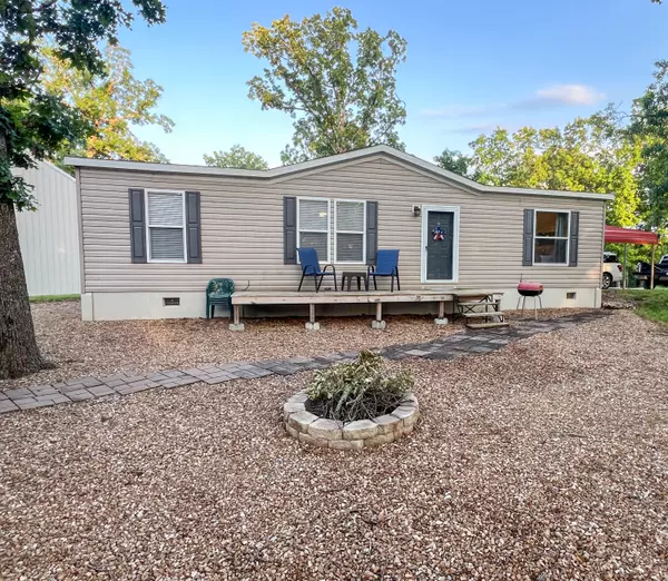 22705 Ole Blue TRL, Wheatland, MO 65779