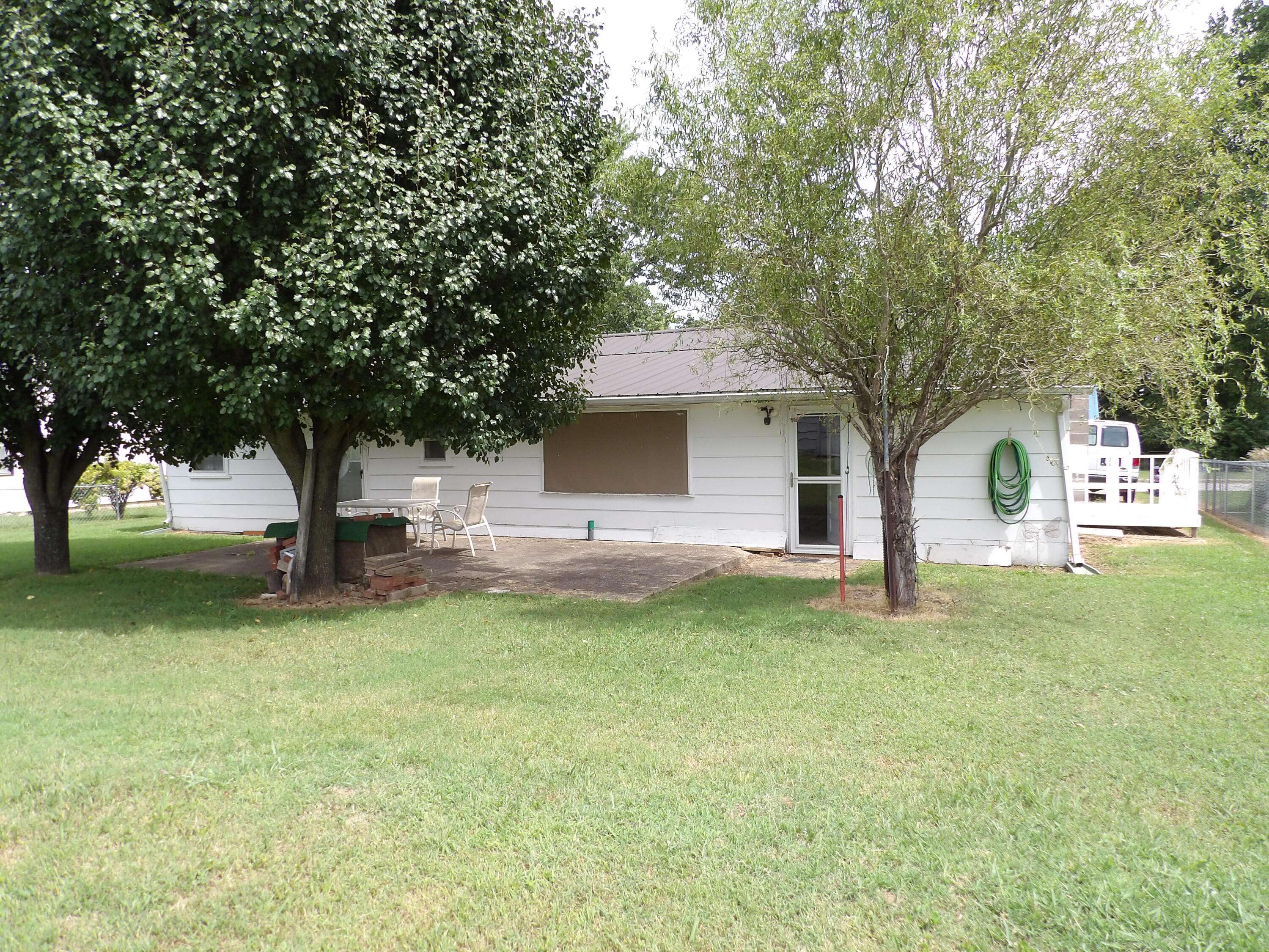 West Plains, MO 65775,22 Burgoyne DR
