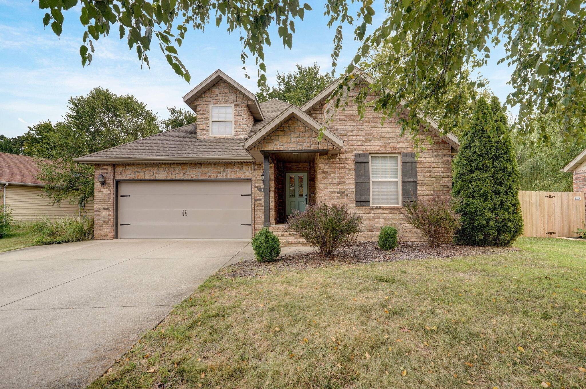 1154 S Maple Grove AVE, Springfield, MO 65804