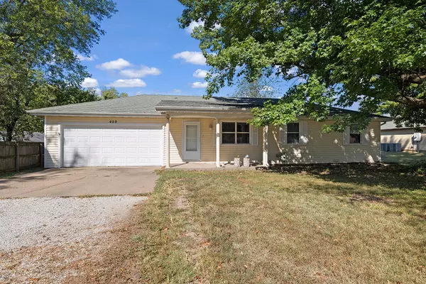 429 S Maple AVE, Republic, MO 65738