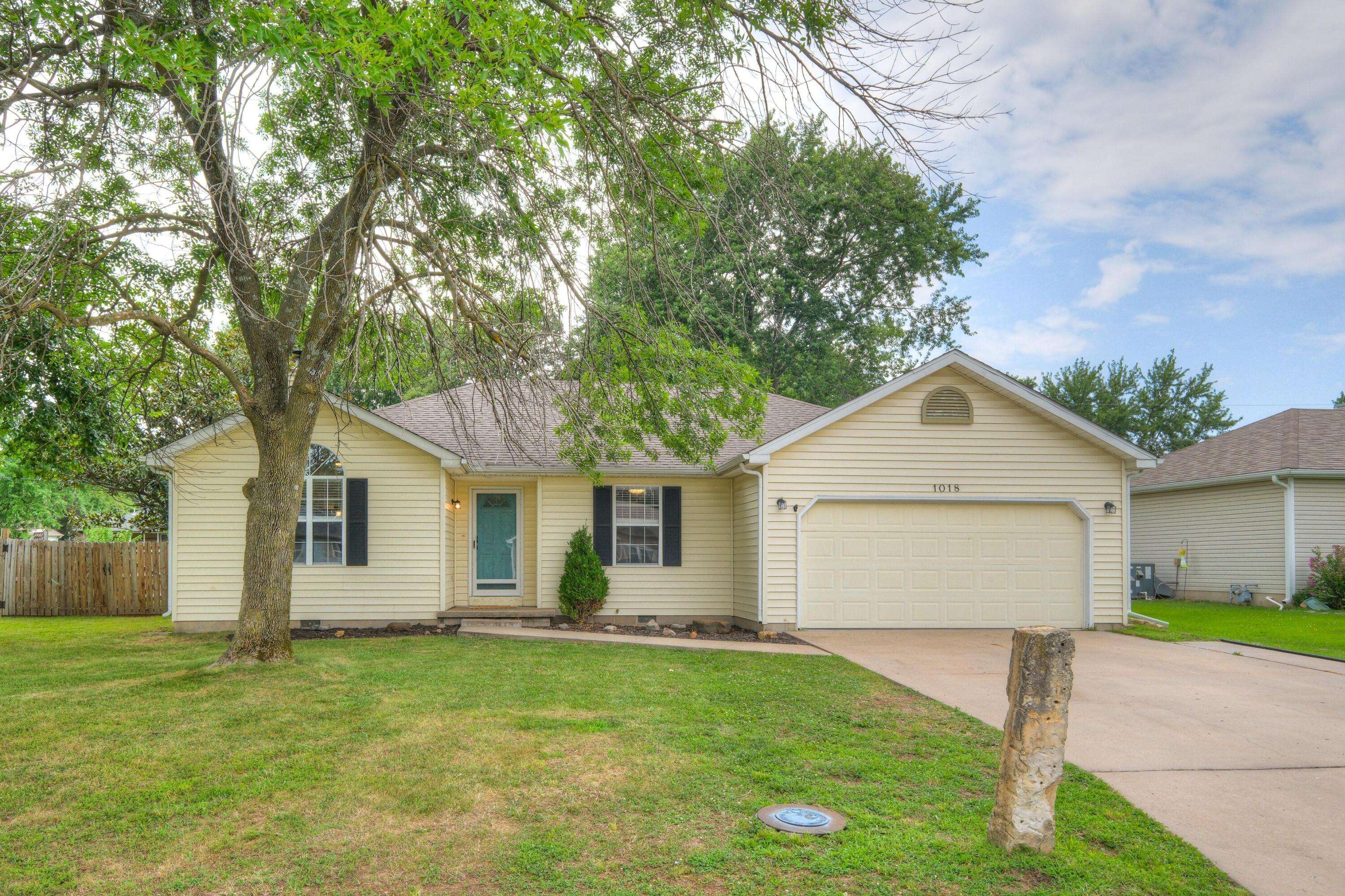 Webb City, MO 64870,1018 Wilson ST
