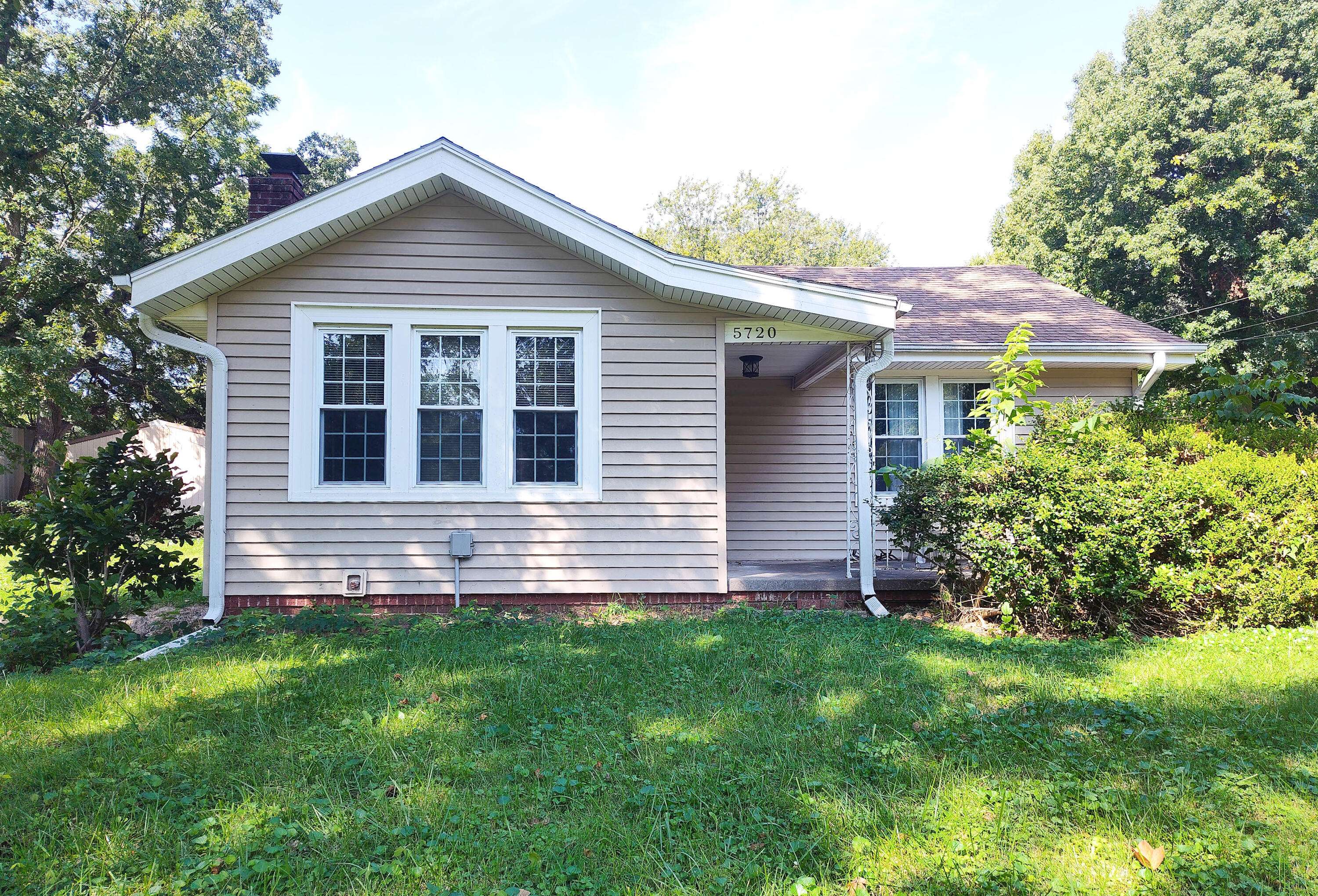 5720 Maxwell RD, St. Joseph, MO 64505