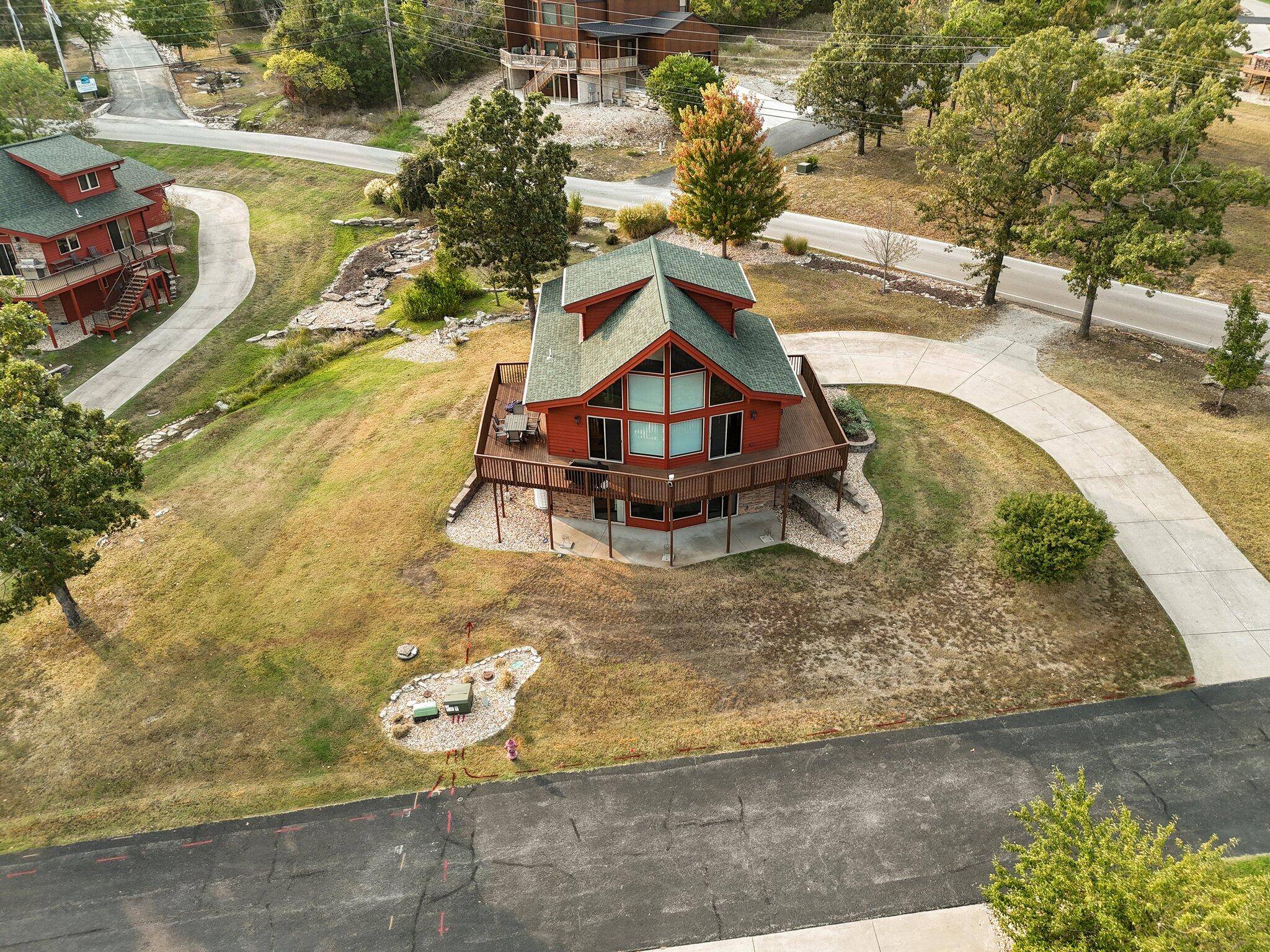 Branson, MO 65616,41 Western Red Cedar ST
