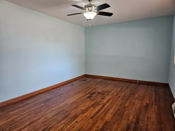 Mountain View, MO 65548,305 Maplewood Court