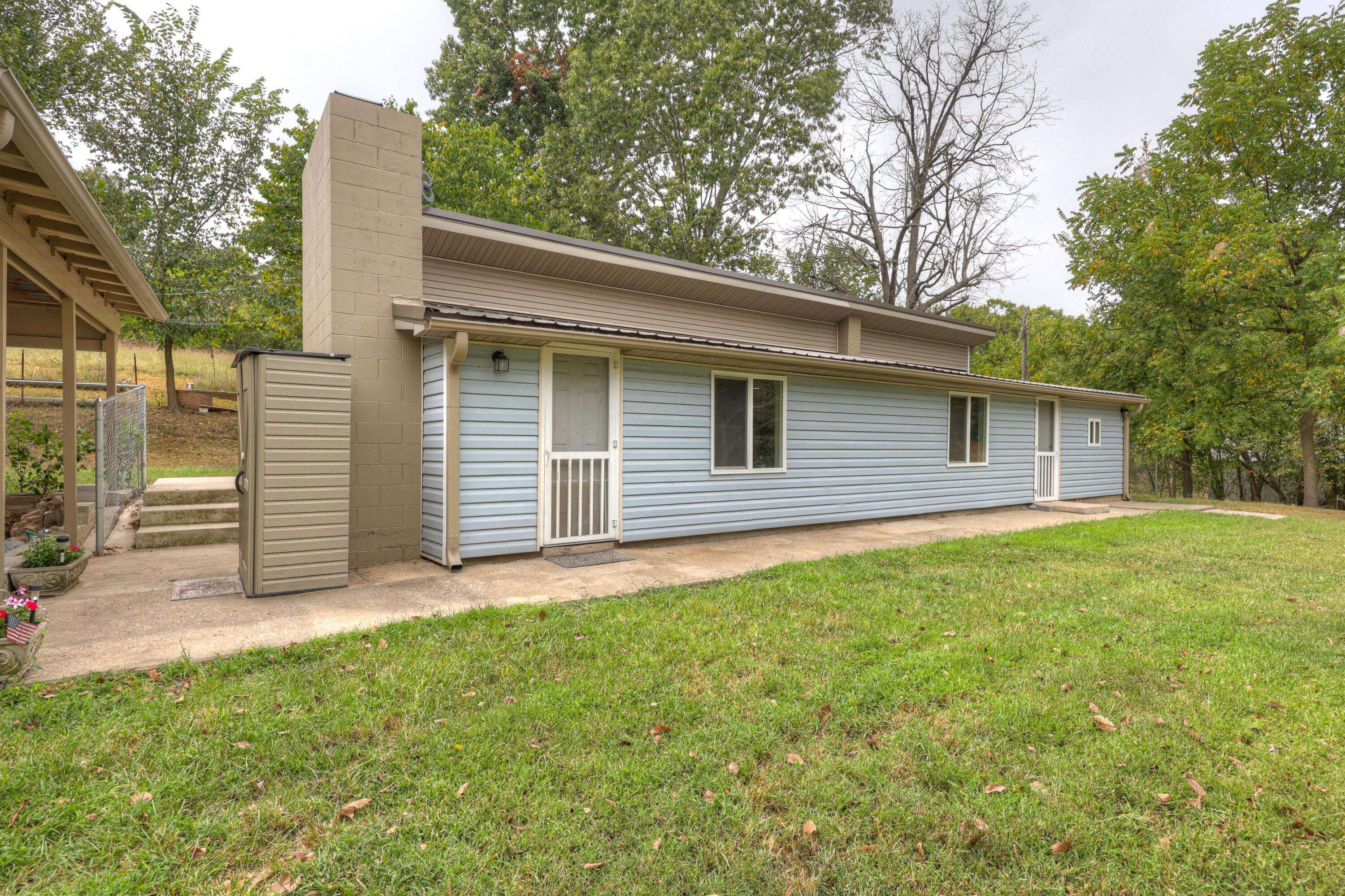 15199 Bluebird DR, Seneca, MO 64865