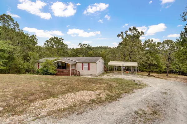 270 Lowell LN, Kimberling City, MO 65686
