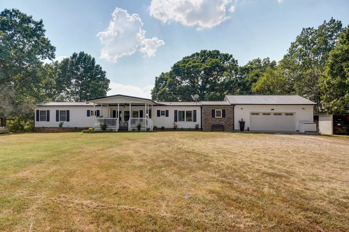 Galena, MO 65656,251 Holly LN