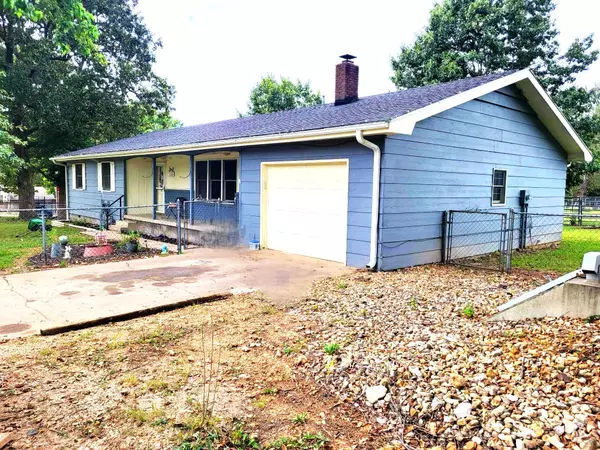 Pierce City, MO 65723,3420 Lawrence 2220