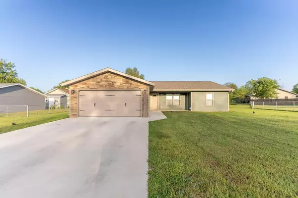 Mountain Grove, MO 65711,704 Robin RD