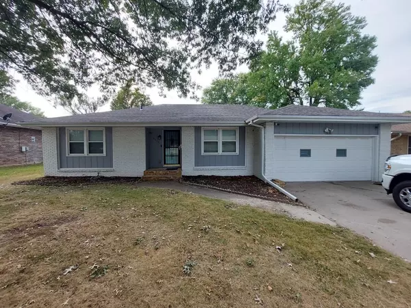 2633 S National AVE, Springfield, MO 65804