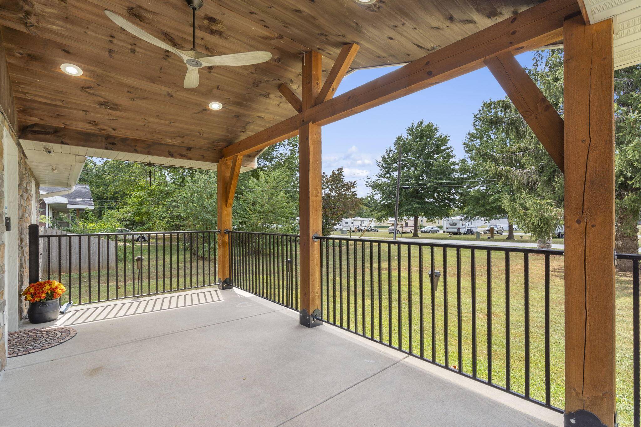 Springfield, MO 65802,604 N Meteor AVE