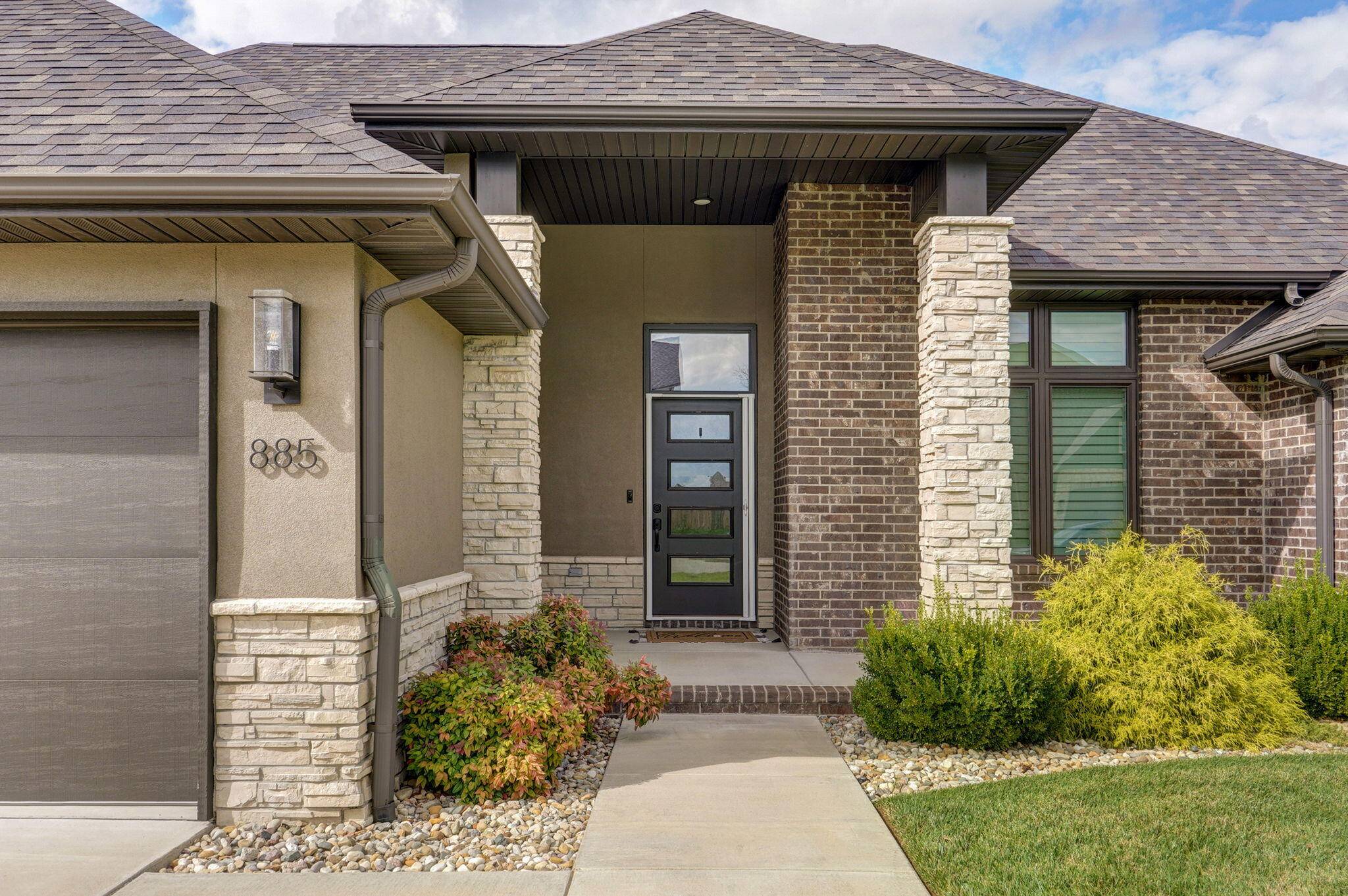 Nixa, MO 65714,885 E Emerald TER