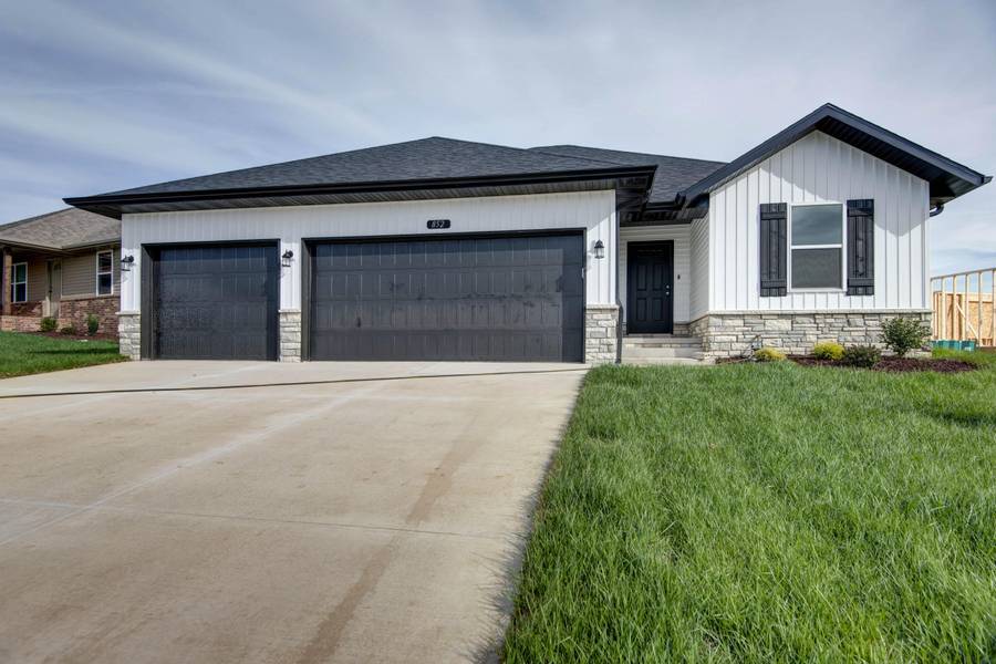 852 S Parkside CIR #Lot 131, Nixa, MO 65714