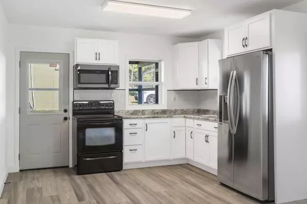 Cedarcreek, MO 65627,1118 A B Fine RD