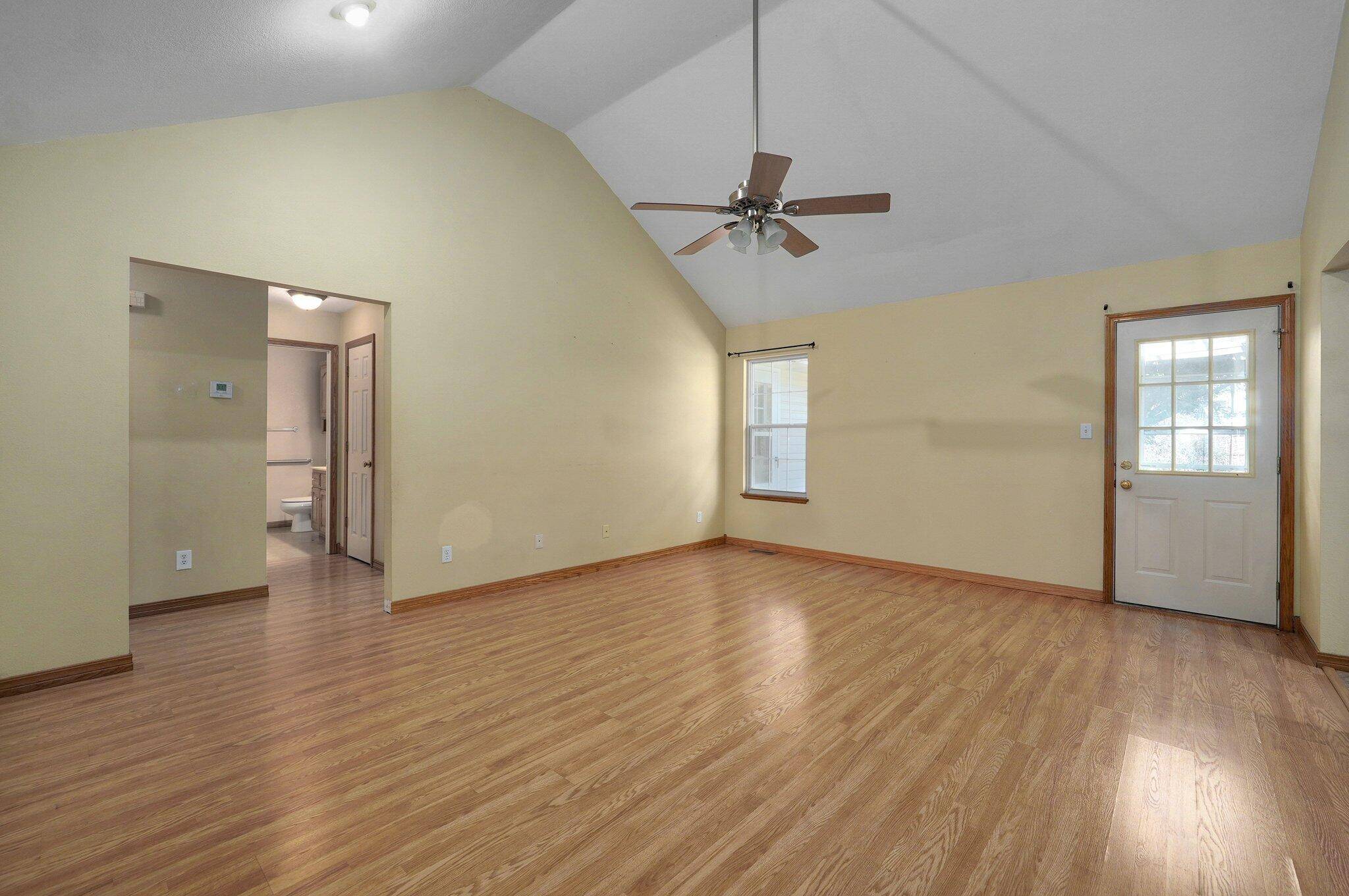 Mt Vernon, MO 65712,1296 Mcvey ST